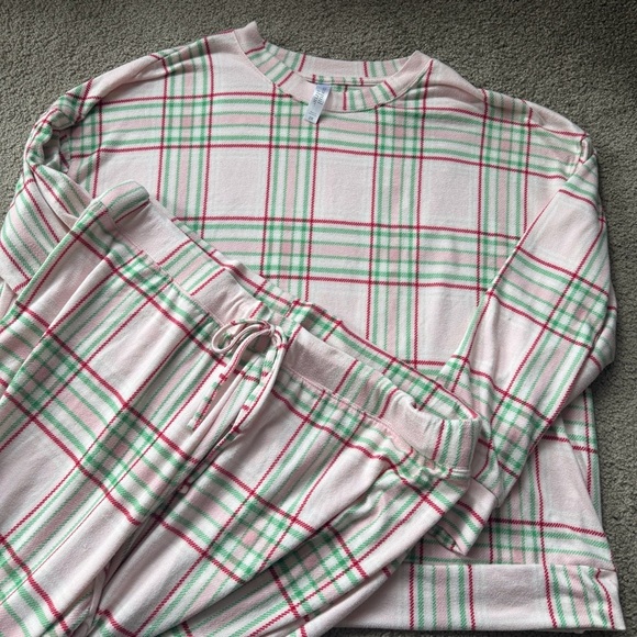 Tranquil & True Other - Plaid Women's Pajama Set - Pink and Green